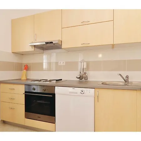 Mlasina-3 By Interhome Apartamento