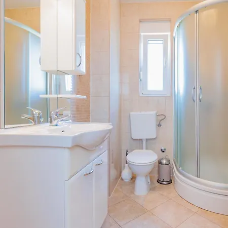 Mlasina-3 By Interhome Nin